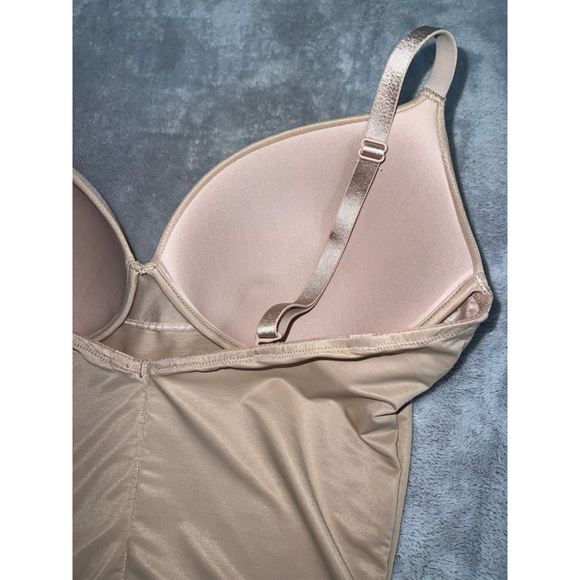 Women's Assets by Spanx Nude Beige Shapewear Bodysuit L - Picture 6 of 9